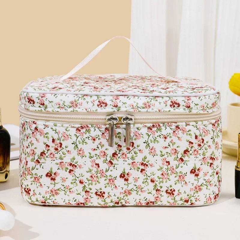 Women Cotton Makeup Bags Vintage Cosmetic Case Flower Large Capacity Tote Portable Cosmetic Storage Handbag Travel Organizer Bag