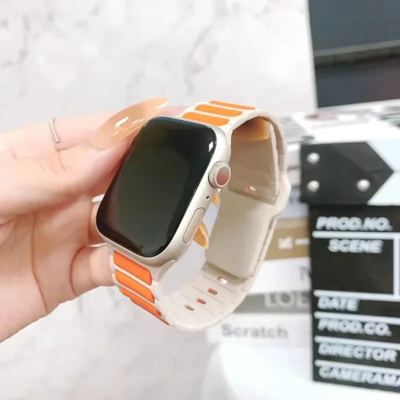 Silicone Sport Band for Smartwatch - Durable Rubber Strap Accessory