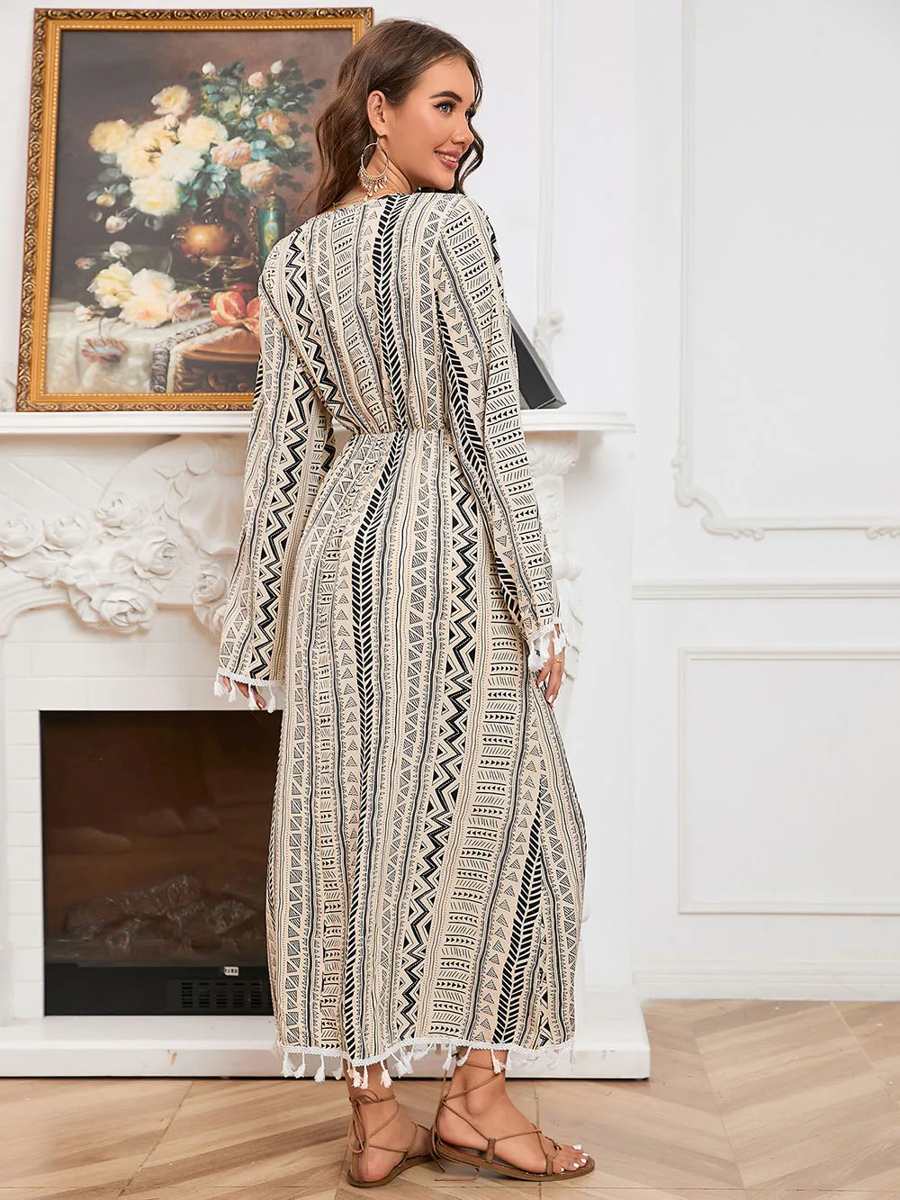 Simple Eid Abaya Dubai Turkey Dress For Women Muslim Long-Sleeved Islam Kaftans African Lady Robe With Tassel Bohemian Clothing