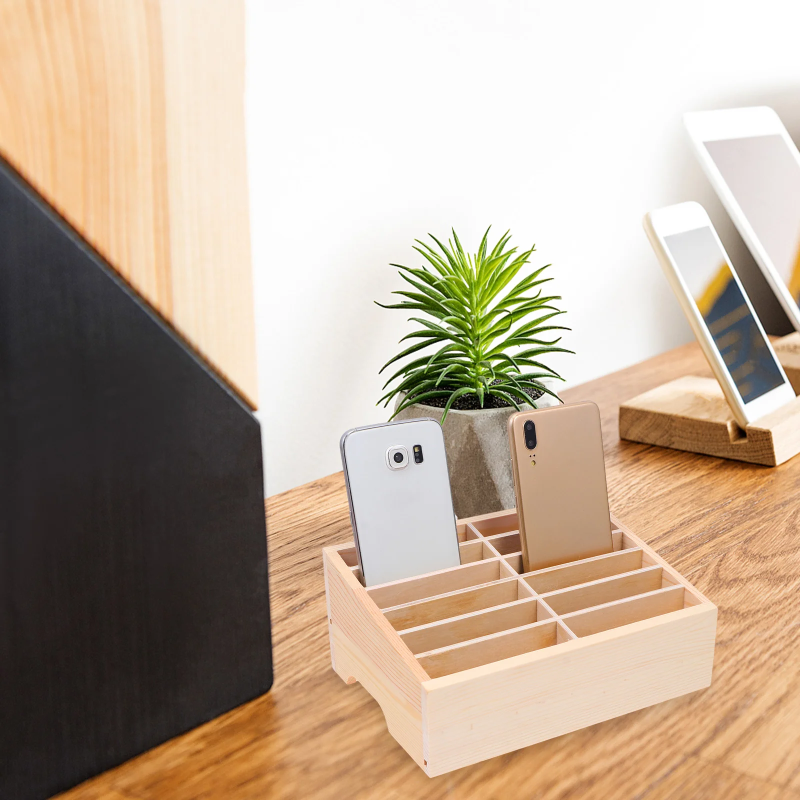 

Ящик для хранения с 12 ячейками