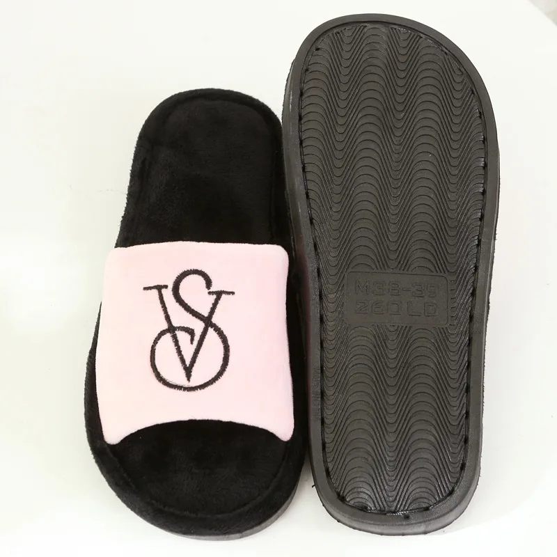 Spring 2024 Male Female Soft Cloud Slippers Sneaker Men's Home Plush Fur Flip Flops Ladies Plus Size 44 45 Women Shoes 4
