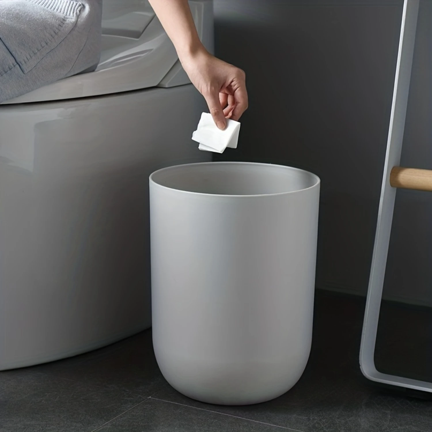 Durable Plastic Trash Can for and Office Use-Lidless Design, Multiple Colors Available, for Living Room, Bedroom, Bathr