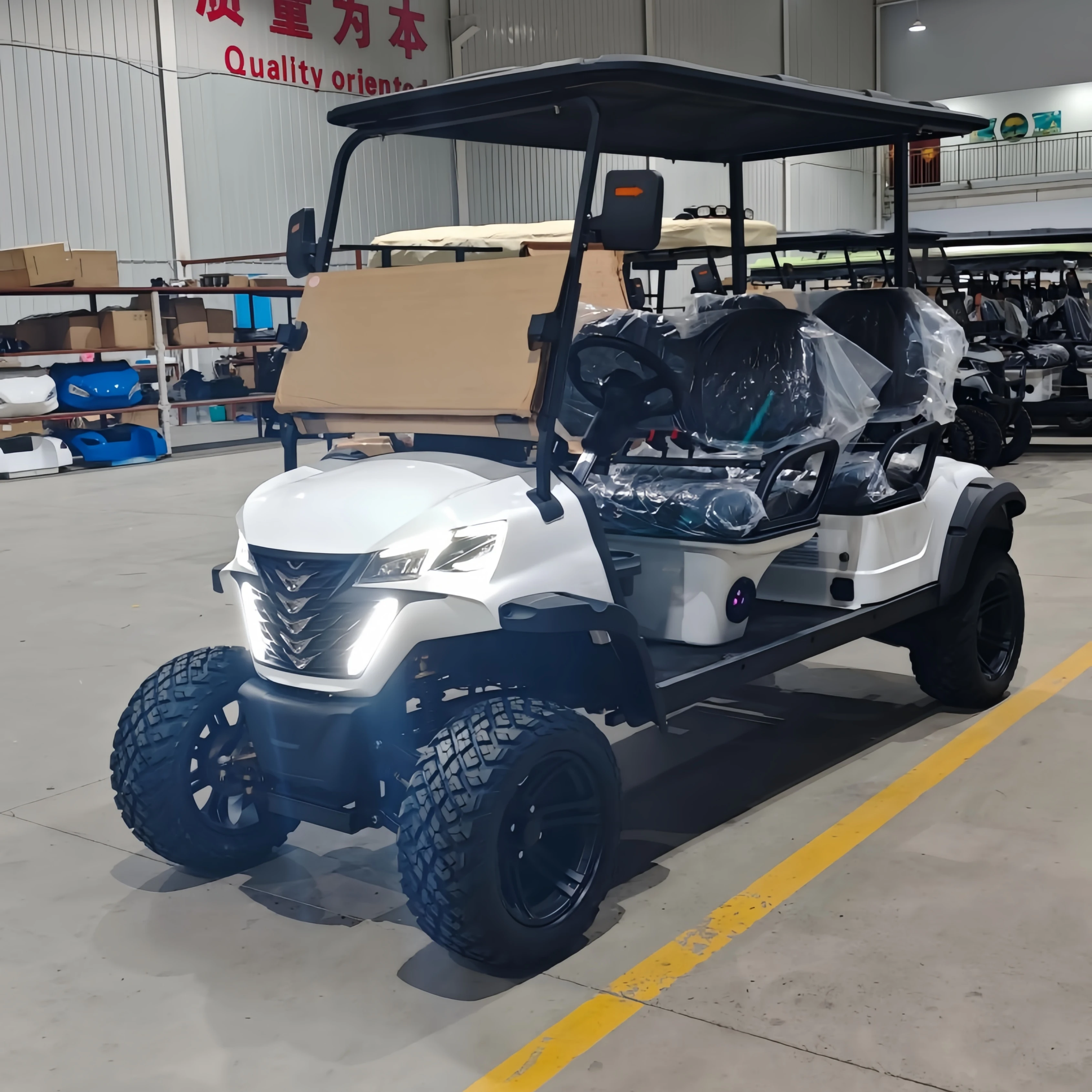 Lifted 2+2 seater Electric Golf Cart with Bumper Body Color Seat Color Off-road Buggy