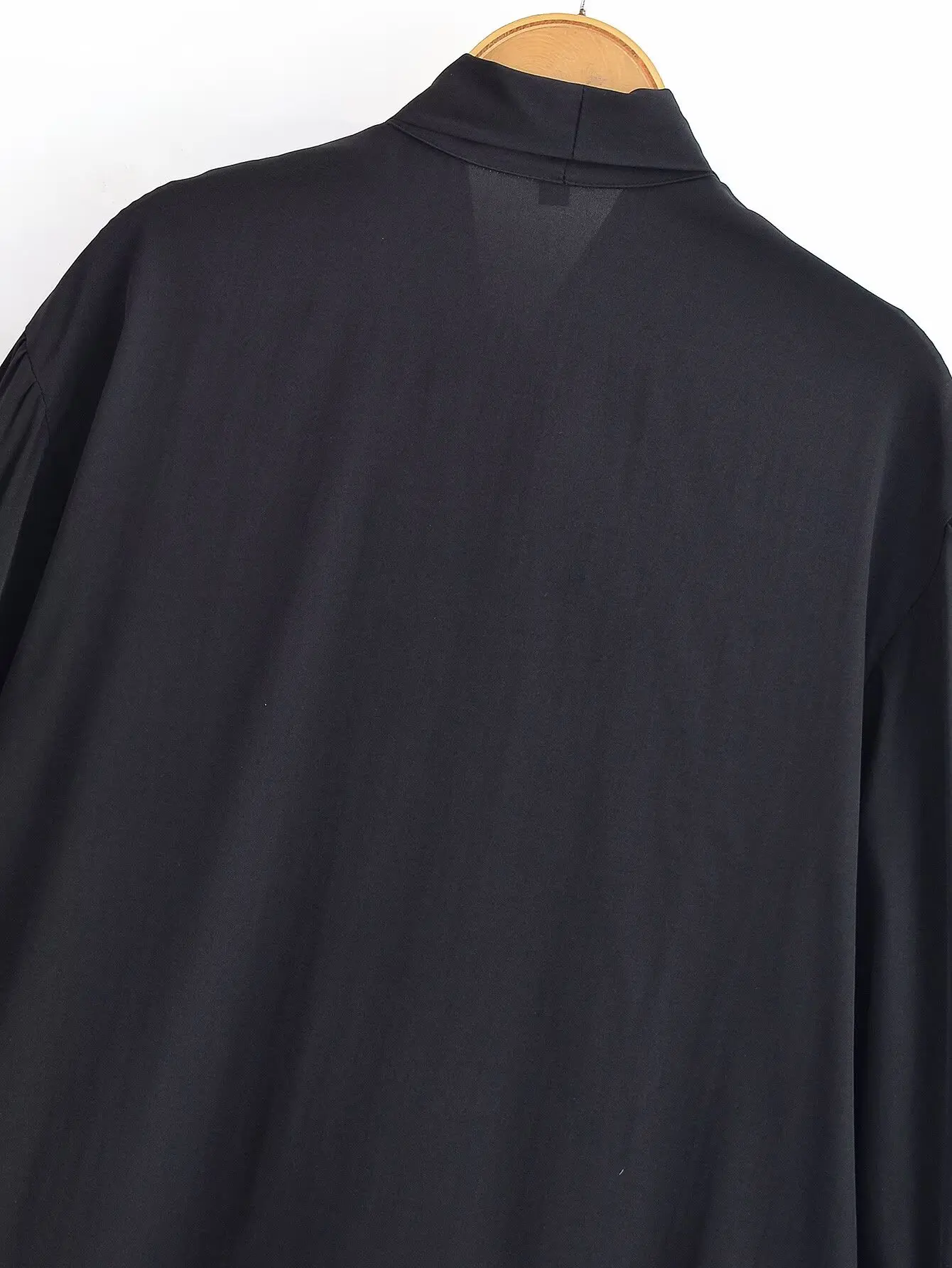 Women's Solid Black Elegant Simple Blouses Female Spring Autumn Fashion Casual Lace-Up Bow Tops Lady OL Temperament Draped Shirt