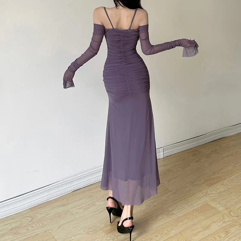 فستان موف أنيق مع قفازات طويلة