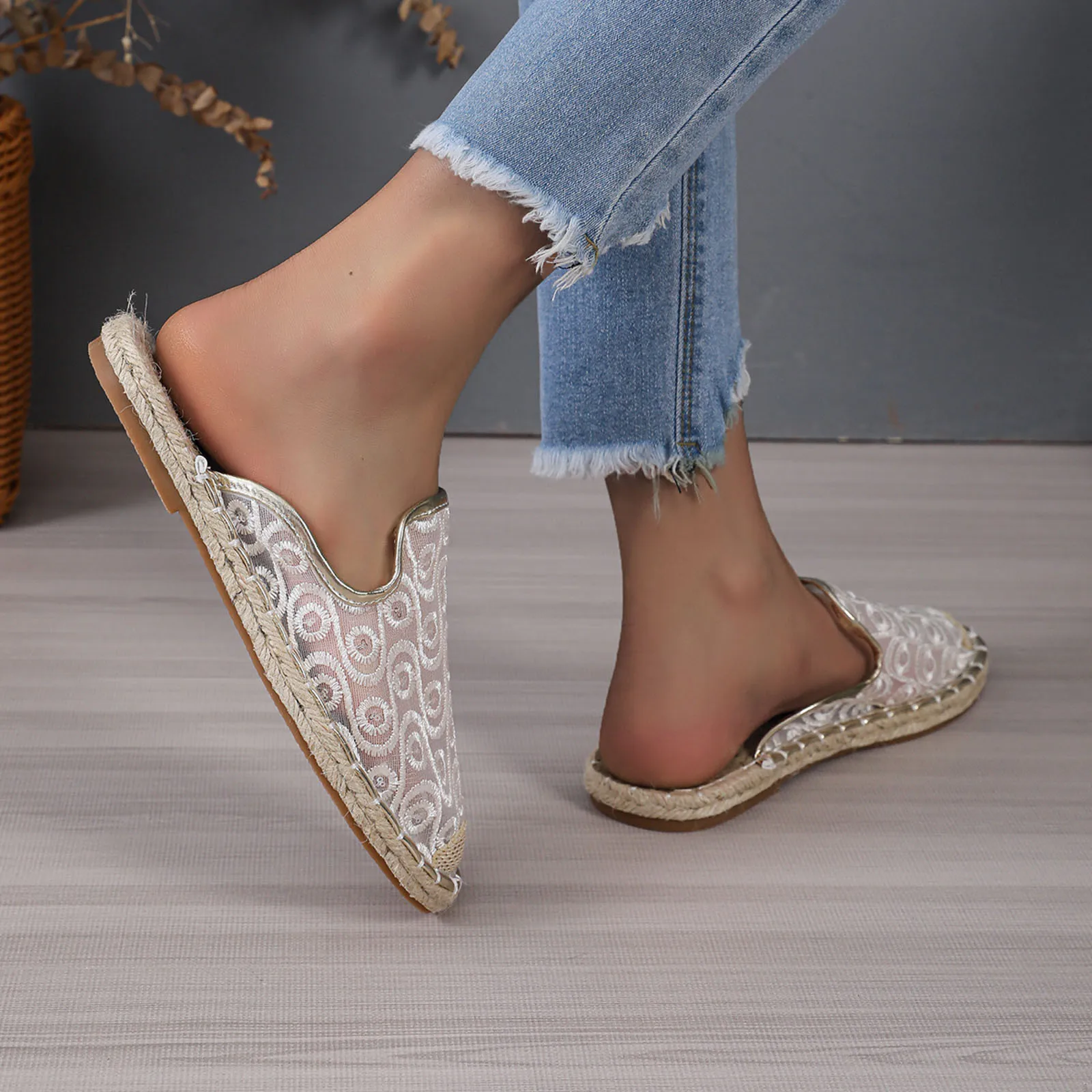 Women Shoes Hemp Canvas Flats Shoes Ladies Espadrilles Loafers Round Toe Cotton Moccasins Outdoor Mules Walking Casual Sandals