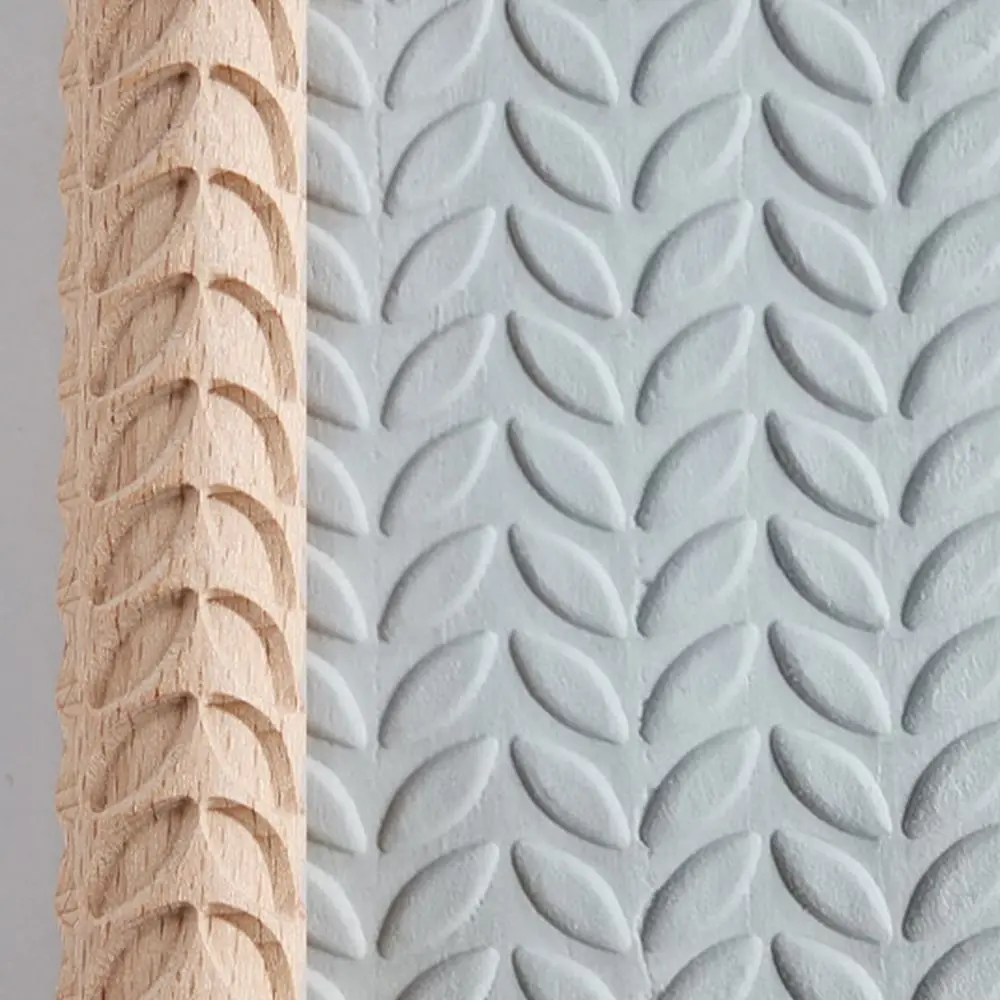 Description Picture 3 of itemCreative Wooden Pressure Roller DIY Portable Embossed Rolling Pin Non-Stick Household Texture Roller for Clay Clay Tools