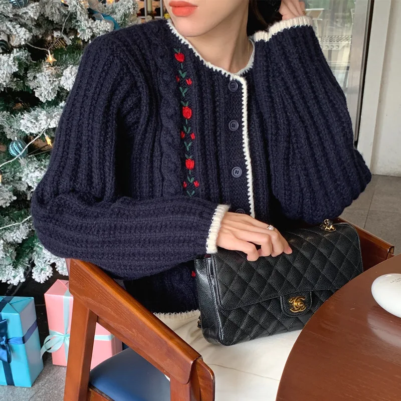 Knitted Cardigan Women Coat Autumn and Winter New Three-dimensional Flower Embroidery Contrast Sweater