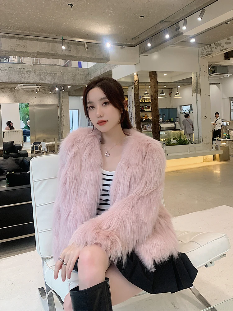 Korean Style Fashion Long Sleeve V-neck Women's Faux Fur Coat 2023 Winter Solid Color Faux Fox Fur Pocket Slim Fit Short Coat