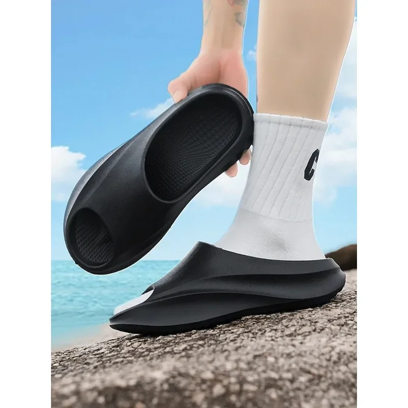 Men Sandals Casual Platform Slippers Fashion Beach Summer Large Size Slides Soft shoes