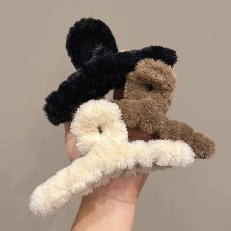 514432-4762a5.jpg Molans Large Plush Hair Claw Shark Clip Simple Barrettes Crab Hair Clips For Women Hairgrips Autumn Winter Hair Accessories - Image 1