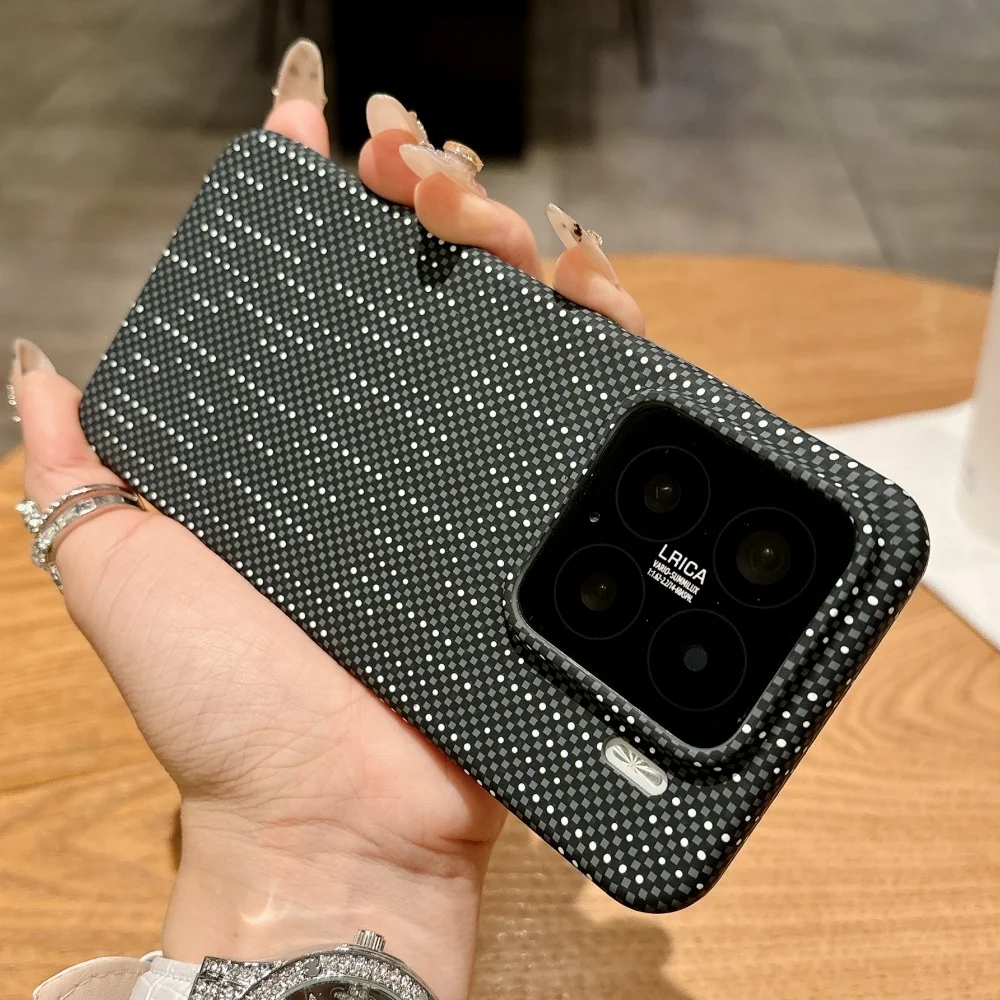 Luxury Ultra Thin Magnetic Carbon Fiber Texture Case - Shockproof Hard Matte Cover, Wireless Charging Compatible