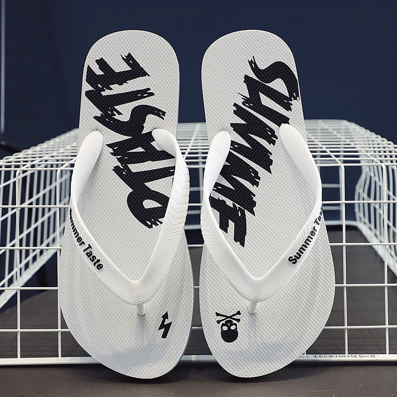 Men’s Summer Flip-Flops 2025 – Soft Sole Non-Slip Beach Sandals, Youth Casual and Elegant Party Sandals Beach Footwear Flip-flops