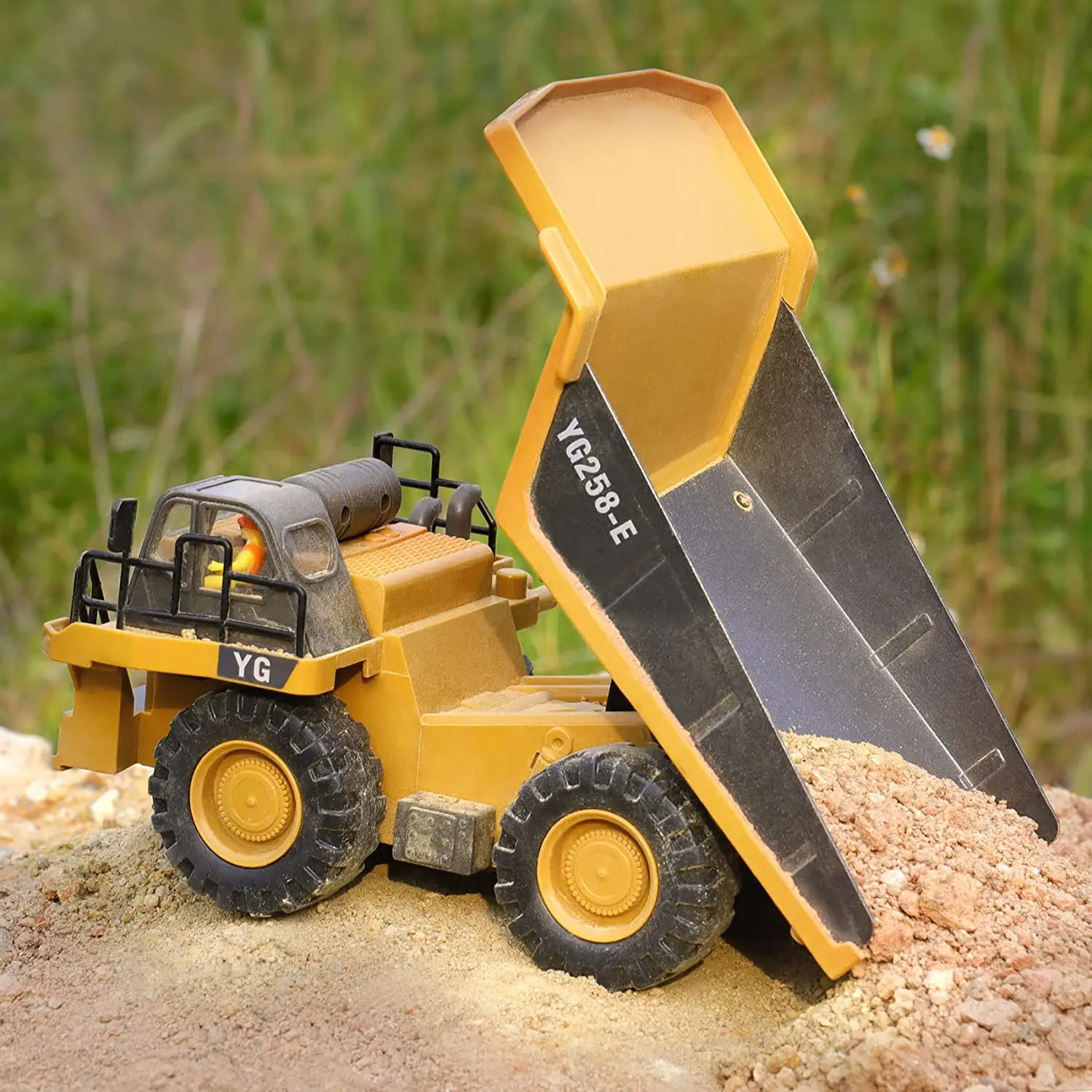 1/24 Alloy RC Dump Truck Car with Light Engineering Vehicle