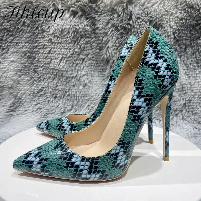 Tikicup-zapatos de tacón alto punta para mujer, calzado Sexy de piel de serpiente en relieve, color verde turquesa, para fiesta y espectáculo -
