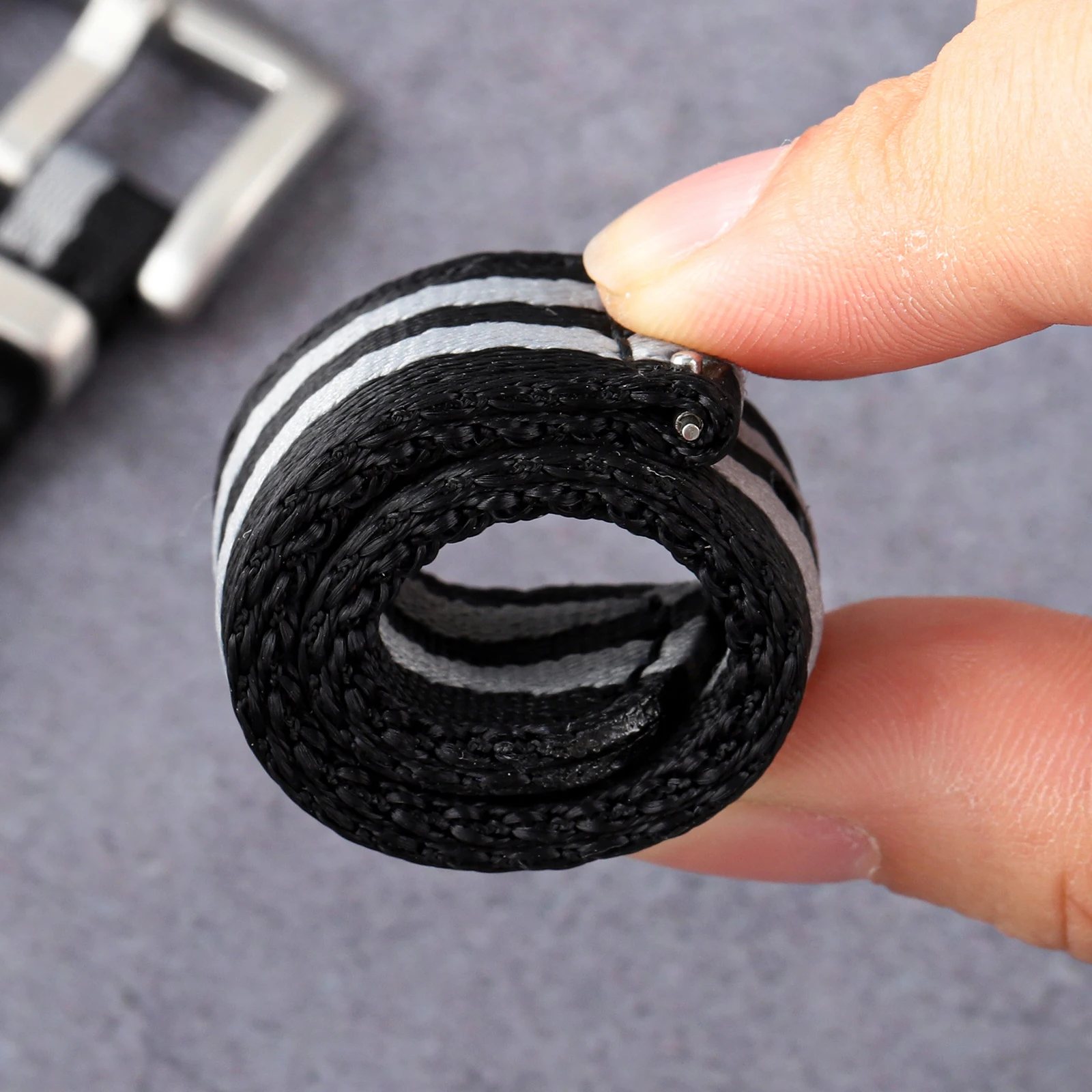 عالية الجودة حزام ساعة نيلون 20/22 مللي متر الإفرا...