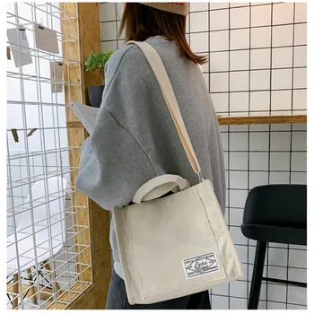 새로운 스타일 간단한 코듀로이 작은 광장 핸드백 여자를위한 패션 트렌드 어깨 가방