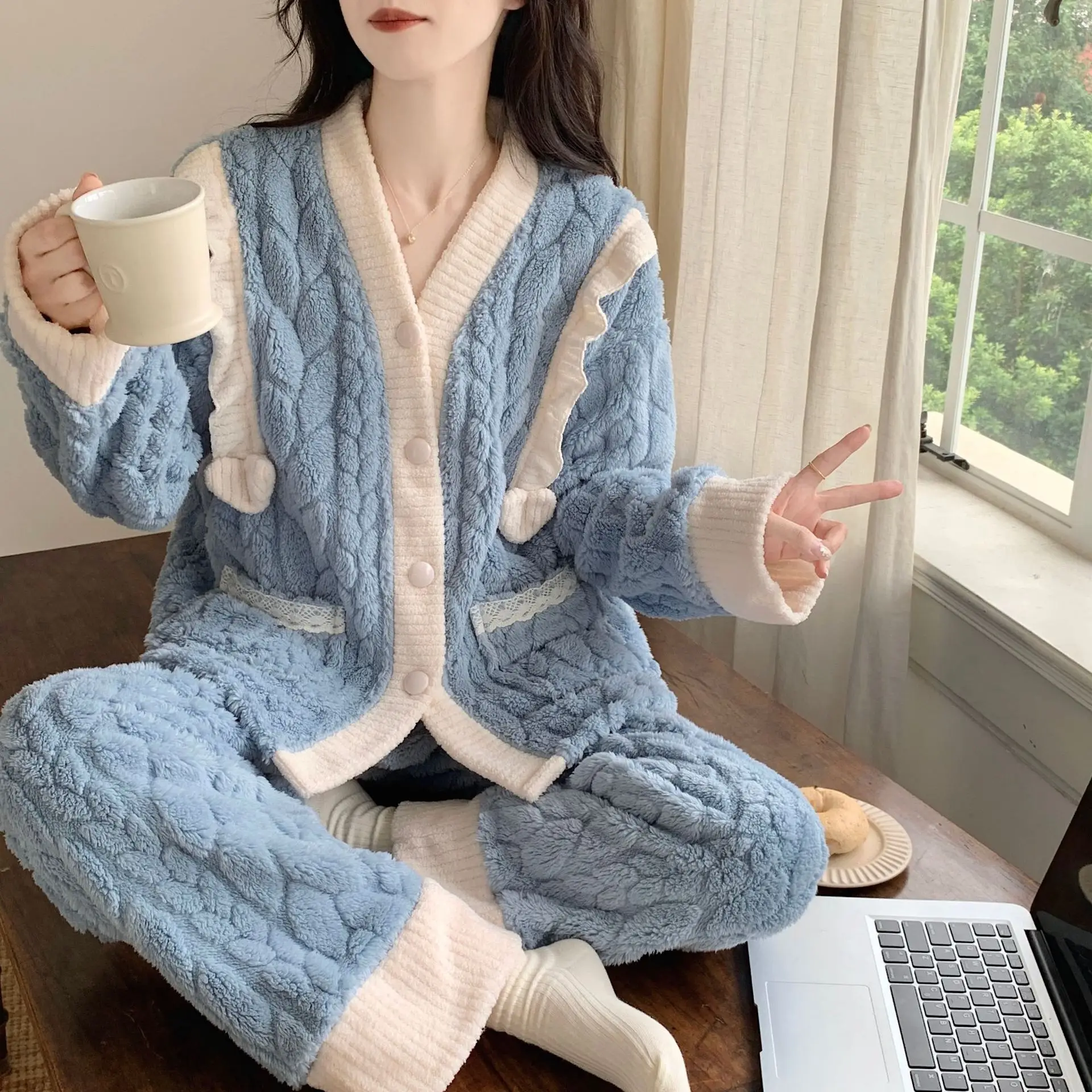 2pcs Pajamas Set Women Flannel Fleece Autumn Cartoon Warm Pijamas Long Sleeved Sleepwear Winter Fashion Woman Loungewear Pyjamas