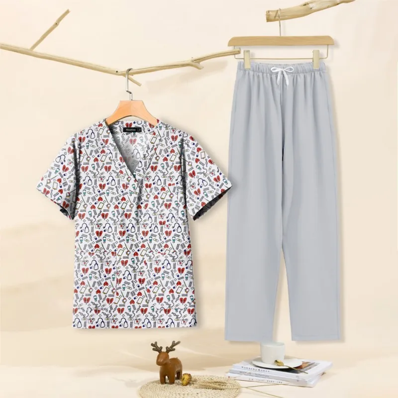 

Women Medical Uniforms Print Scrub Set Hospital Surgical Gowns V-neck Tops Loose Pant Nursing Accessories Doctors Clothes outfit