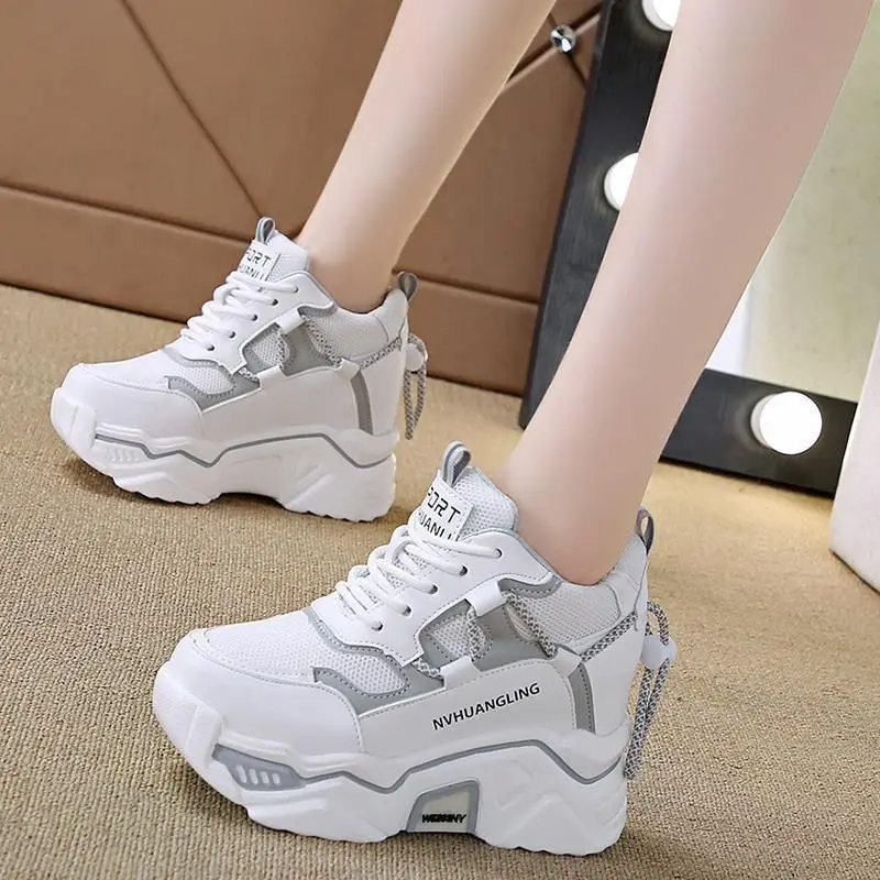 

2023 Gray Wedge Sneakers for Women Tennis Shoes Basket Femme Thick Platform Wedge Breathable Sport Shoes Heightening10cm Shoes