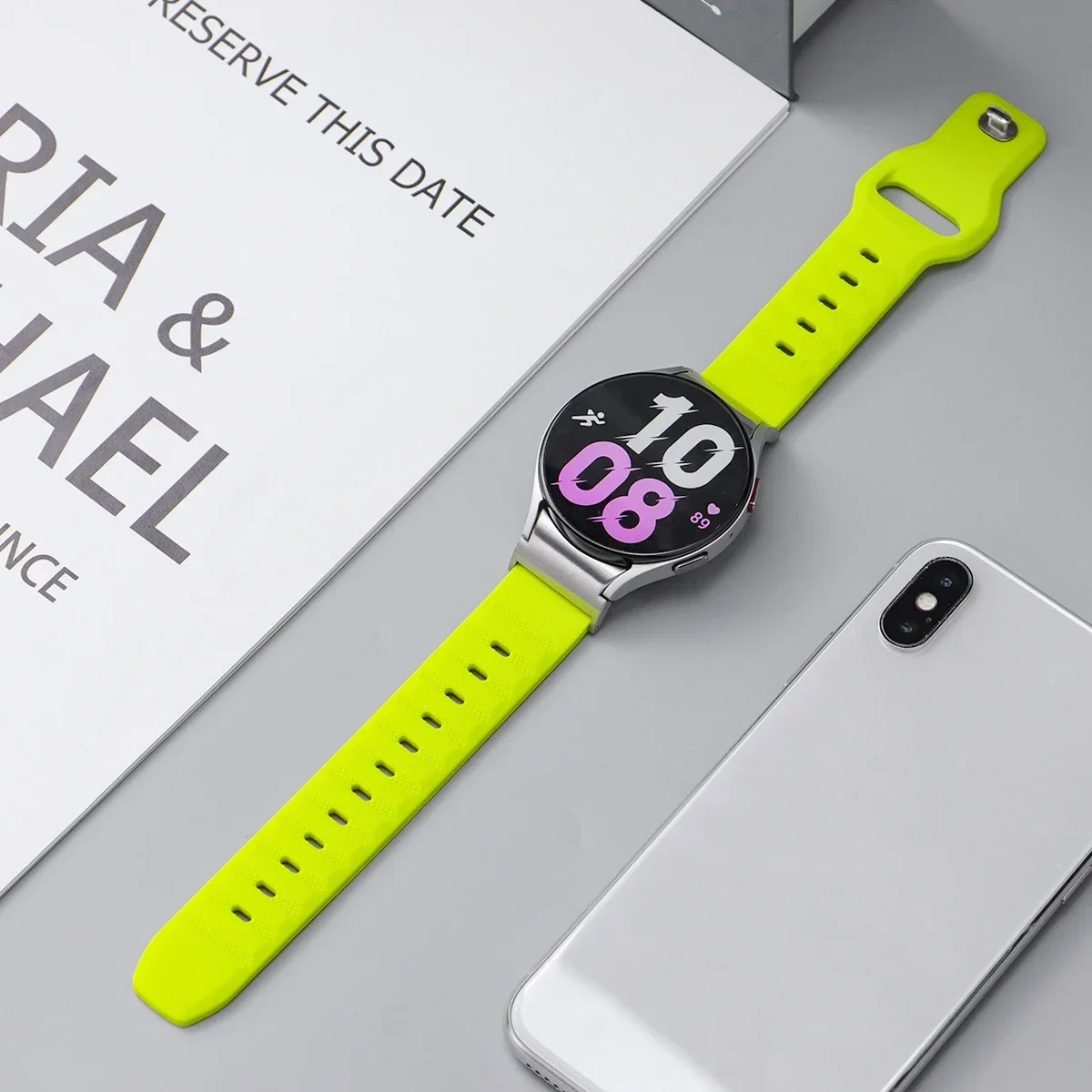 Silicone Sport Strap 20mm Watchband - Versatile Fit
