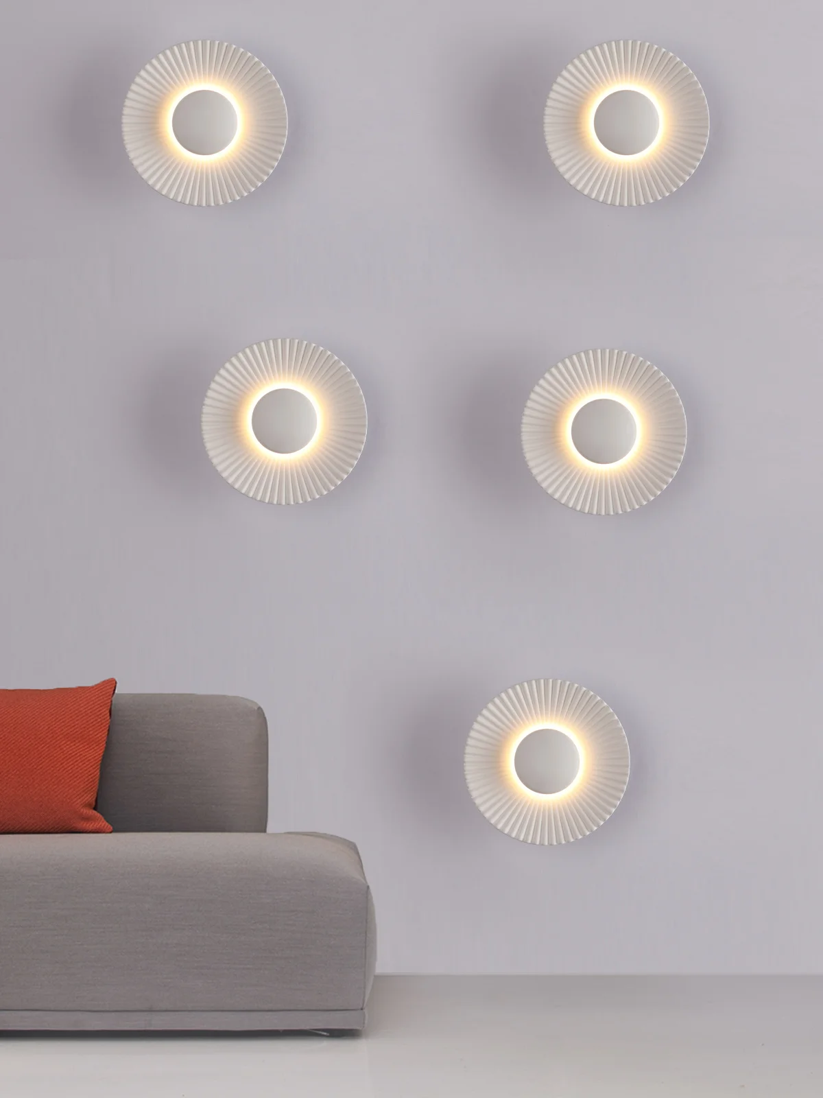 Description Picture 2 of item5W Round Shape Metal LED Wall Light Creative Design Modern Indoor lighting Light Fixture For Hotel Bedroom Restaurant Corridor