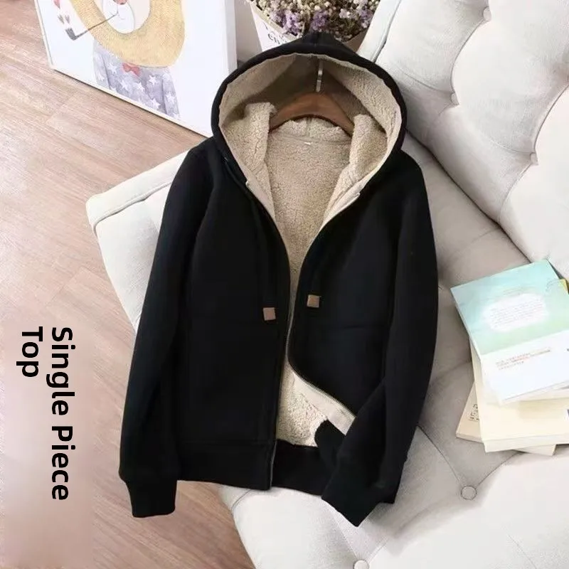 طقم رياضي نسائي شتوي مبطن صوف