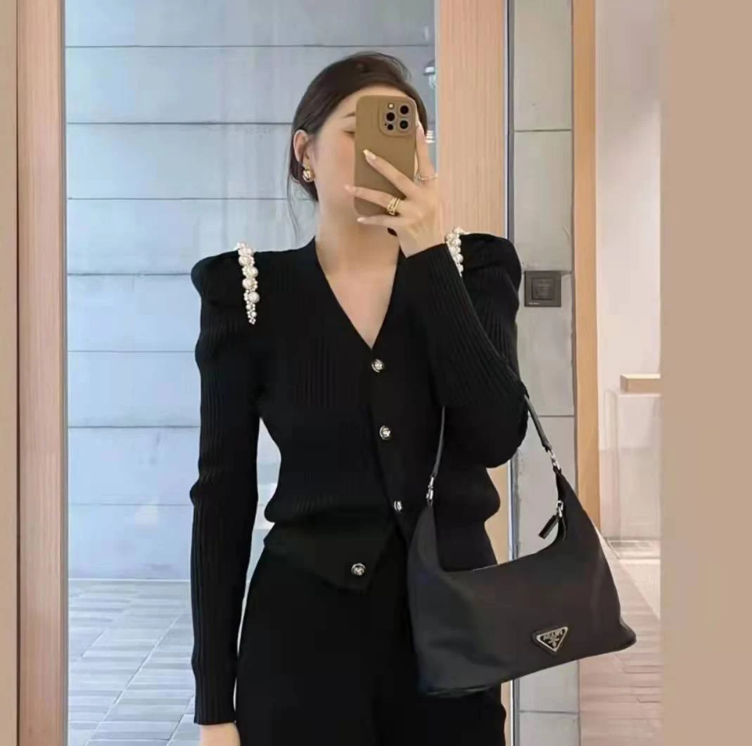 아보카도 그린 스웨터 니트 가디건 겉옷, 여성 가을 및 겨울 레트로 스트라이프 v넥 퍼프 슬리브, 고급 상의