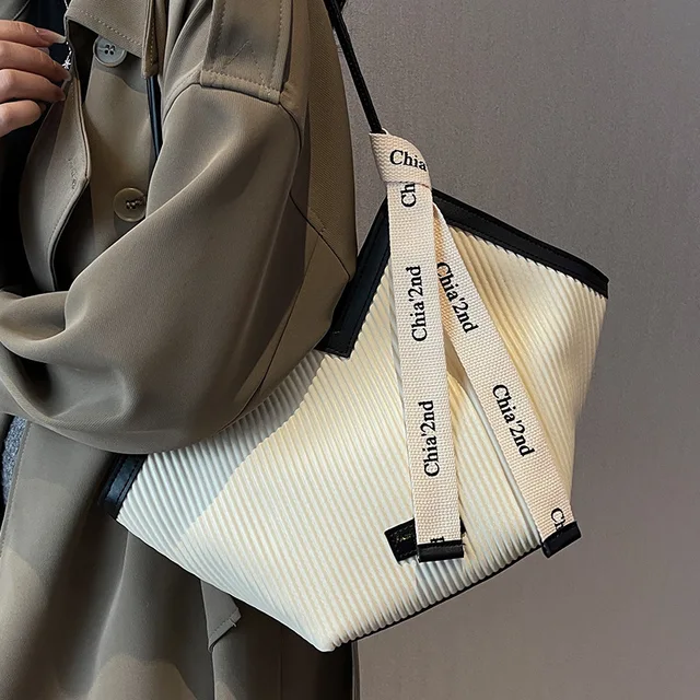 PU Women's Bags Fashion Ladies Designer Luxury Women Shoulder Handbag Large Capacity Heart-shaped Tote Bag Bolsos De Mujer 2025 5