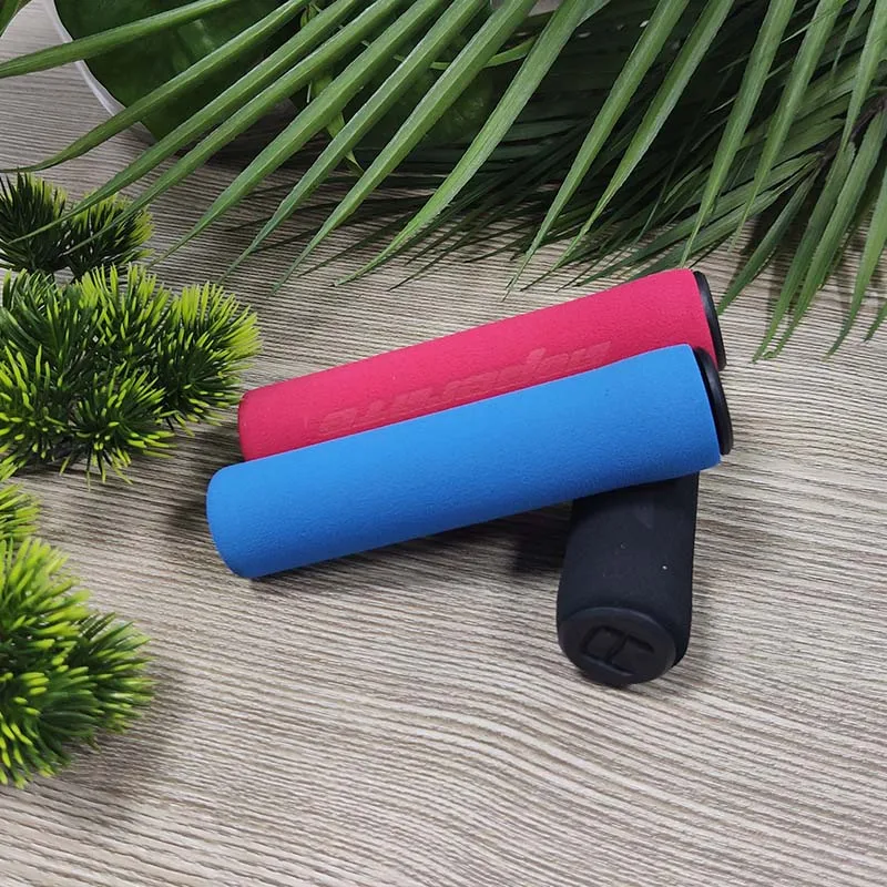 1 Pair UltraLight Anti-Slip Antiskid Soft Sponge Foam Handlebar MTB Mountain Bike Bicycle Grips Outdoor Sports Cyling Tools