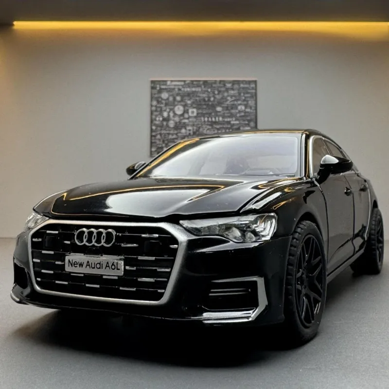 Modello Di Auto In Lega Di 1:24 Audi A6L Diecast Metal Toy Vehicl Collective Miniature Voiture Decorazione Della Casa Sound Light Kid Boy Gift