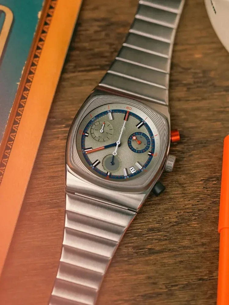腕時計スタンド 2025スイスムントル 2025 Classic Sports Watch for Men Stainless Steel Strap