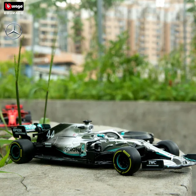 Bburago 1:43 Mercedes Benz-AMG Diecast Model Car F1 Team Driver Racing Formula Cars Static Toy W12 W10#44 #77 3
