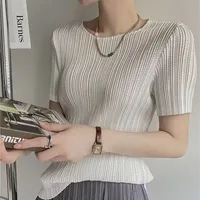 Femme vêtements haut femmes Miyake plissé à manches courtes femme été mince élastique col rond Joker mince plissé creux T-shirt 6