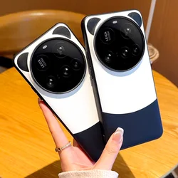 Custodia in pelle per panda carina con design a cerchio rialzato per una migliore protezione della fotocamera