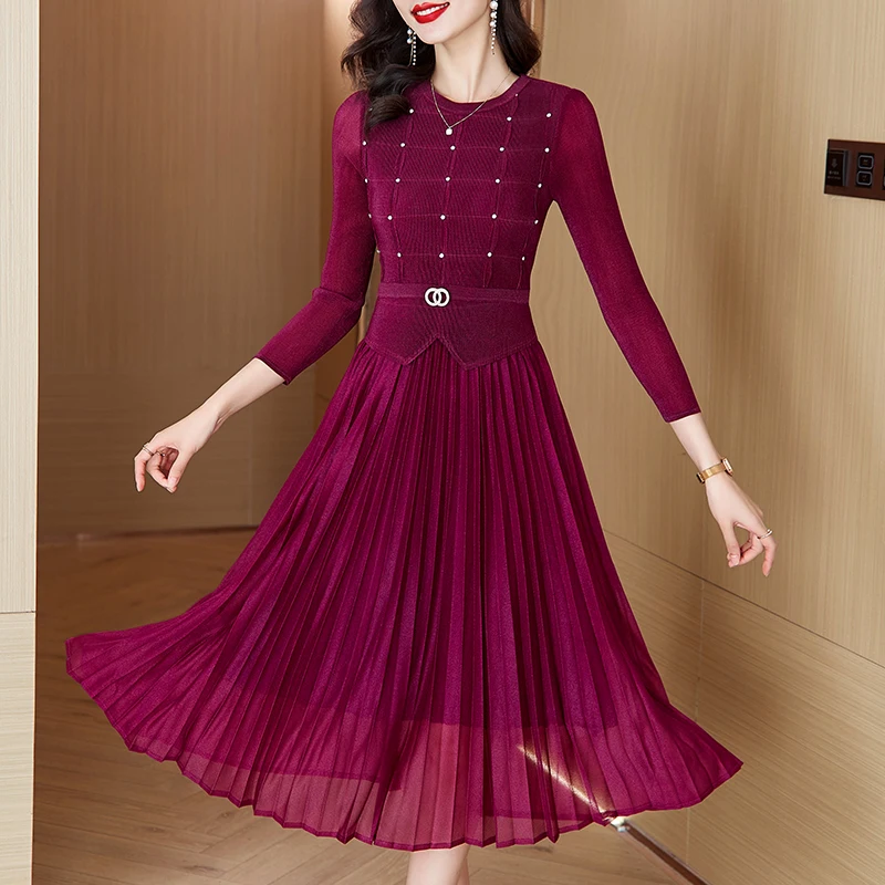 

Sanzhai Pleated Dress 2024 Spring New O-Neck Heavy Industry Nail Diamonds Elegance Slimming Waist Length Knee Length Dress