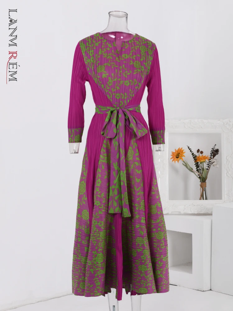 

LANMREM Contrast Color Print Pleated Dress Women Fashion Long Sleeves Belt Gathered Waist Long Dresses 2024 Spring New 32C418