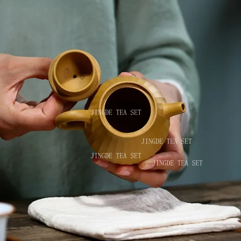 230ml Authentic Yixing Purple Clay Teapot Section Mud Dragon Eggs Beauty Kettle Chinese Zisha Tea Set Custom Filter Tea Infuser