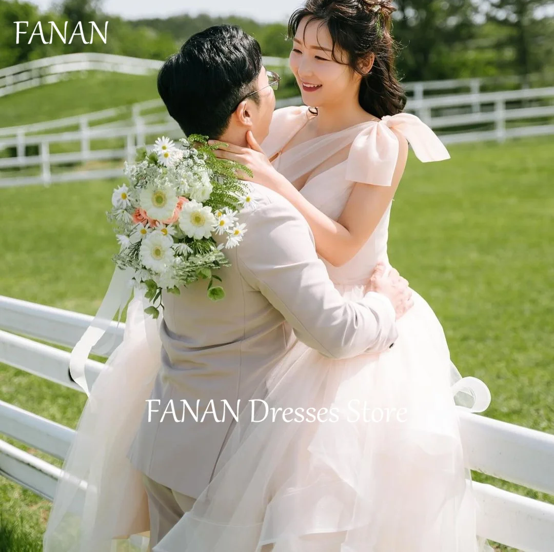 

FANAN Korea Elegant Ivory Sleeveless Tiered Ruched Wedding Dresses 웨딩드레스 Organza Corset Back Made Bride Gowns Plus Size