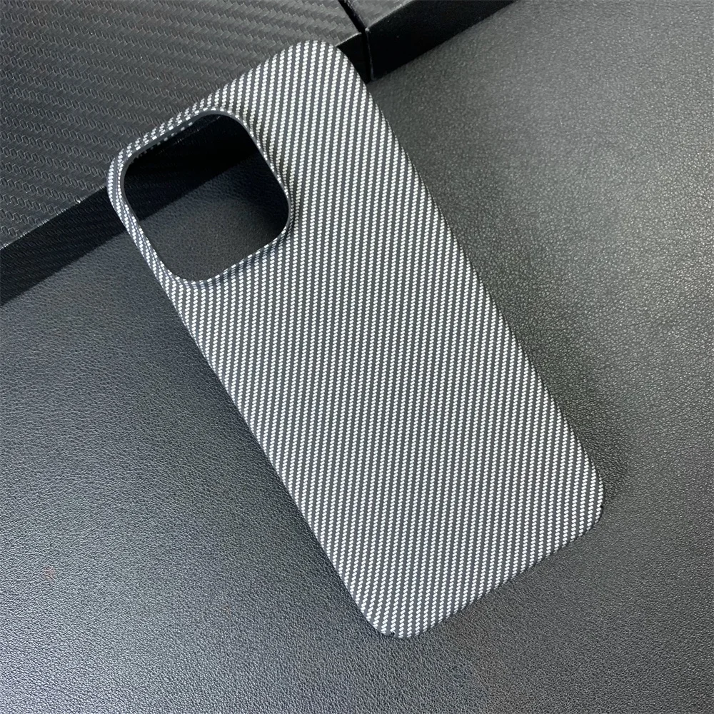 Luxury Contrast Carbon Fibre Matte Phone Case - Ultra Thin Hard Shockproof Cover