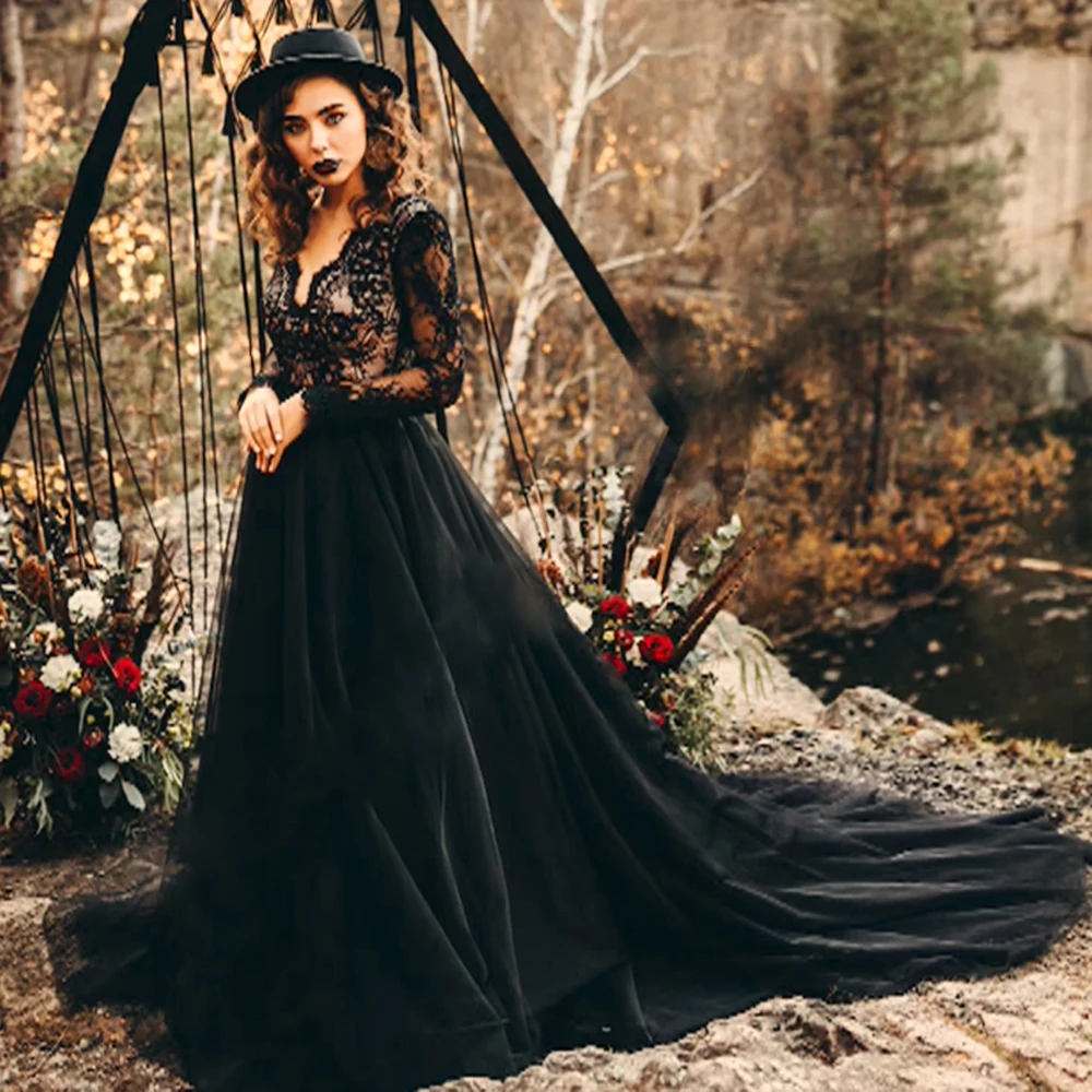 Vestido de Casamento Feito sob Encomenda Decote em v sem Costas Vestidos de Noiva Preto Colorido Mangas Compridas Rendas Profundo Tule Praia Halloween Fotografia 1 Computers & Electronics