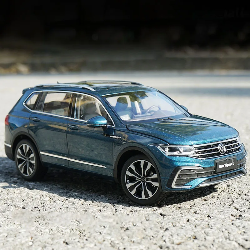 https://ae01.alicdn.com/kf/S80a4cc71bf4748ce92f9cbbe6968f823z/1-18-Scale-2022-TIGUAN-L-Alloy-Simulation-Car-Model-Diecast-Metal-Vehicle-Toy-Collection-Ornament.jpg