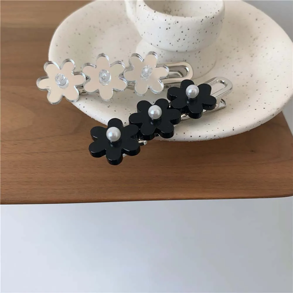 

Cute Elegant Pearl Girls Korean Duckbill Clip Mirror Crystal Hair Accessories Flower Hairpin