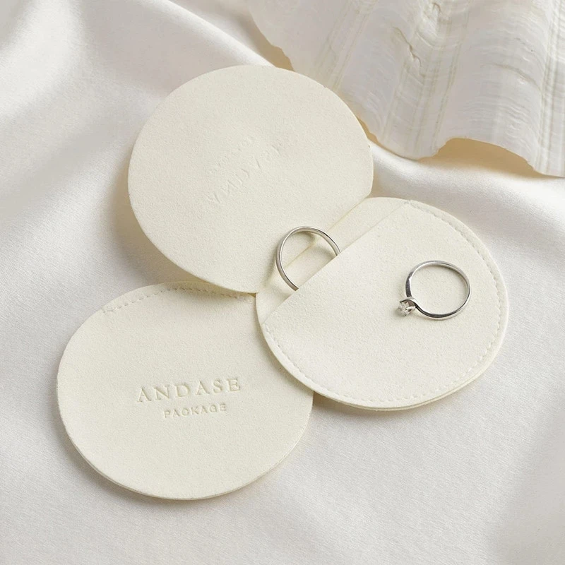 50pcs Round Microfiber Jewelry Pouch Personalized Jewelry Bags with Custom Logo Round Envelope Bag Jewelry Packaging Pouch