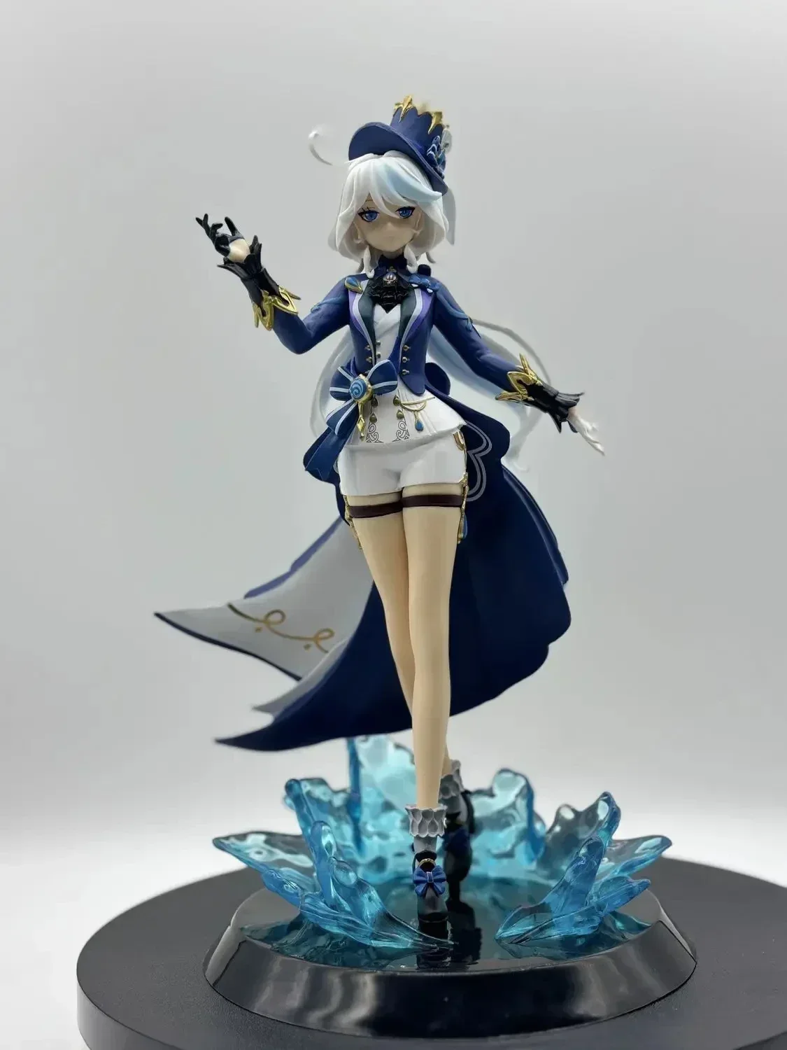 

28cm Genshin Impact Anime Figure God Of Water Furina Focalors De Fontaine Action Figurine PVC Model Kids Toys Birthday Gift