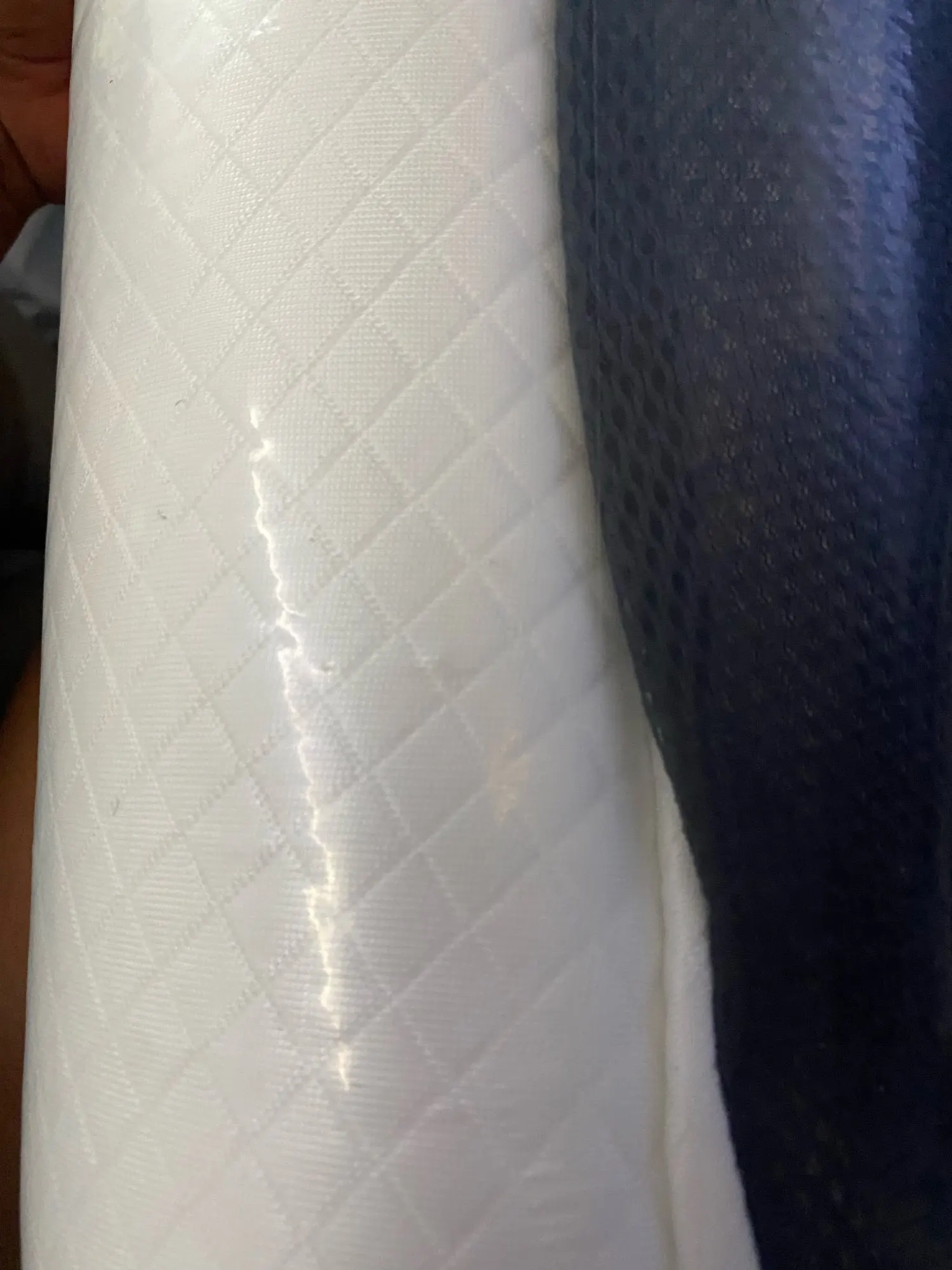 Cervicalm™ – Oreiller Ergonomique à Mémoire de Forme