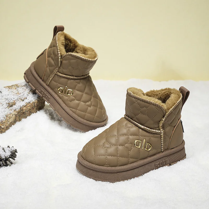새로운 아동 패션 부츠 겨울 두꺼운 소년 소녀용 미끄럼 방지 따뜻한 가죽 부츠 사이드 지퍼 솔리드 키즈 2026 캐주얼 신발