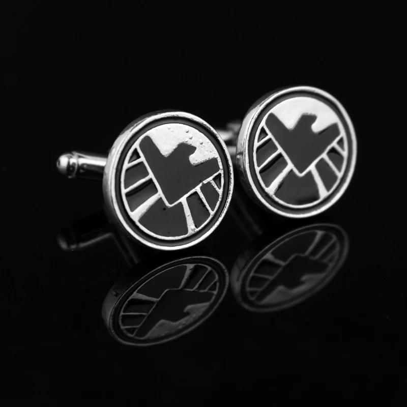 

Marvel Movie Accessories S.H.I.E.L.D Eagle Badge Cufflinks The Avengers S.H.I.E.L.D Logo Men French Shirt Cufflinks Jewelry