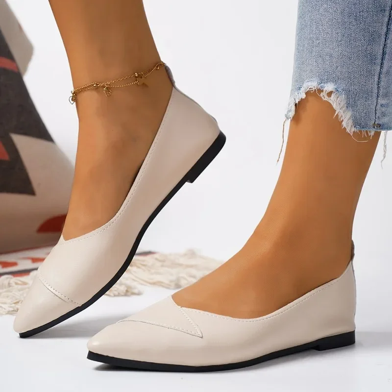 

Женские туфли с острым носком, без застежки, на мягкой подошве