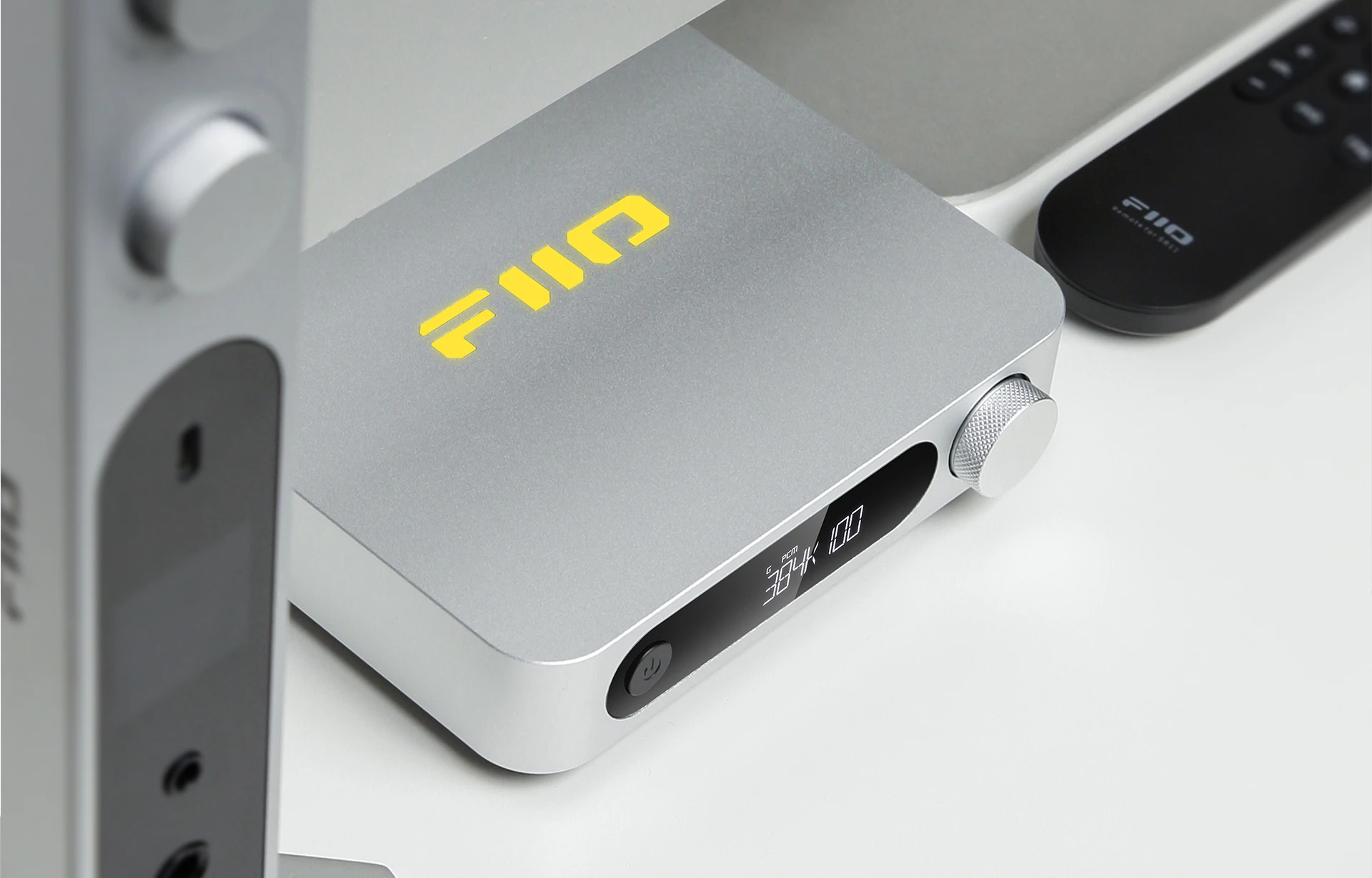 FiiO SR11 Hi-Res Streameing Music Receiver Support AirPlay Roon Ready 2.4G-5G dual band WiFi PCM768 DSD256 Remote Control Audio streamer receiver